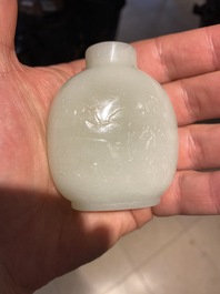 A Chinese white jade 'Eight horses of Mu Wang' snuff bottle, 18/19th C.