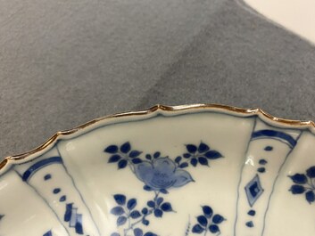 A rare Japanese blue and white armorial plate with barbed rim, Edo, 18th C.