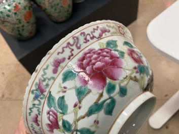 Quatre bols en porcelaine de Chine famille rose pour le march&eacute; Straits ou Peranakan, 19&egrave;me