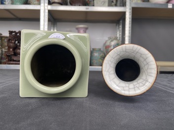 Un vase de forme 'cong' en porcelaine de Chine c&eacute;ladon et un &agrave; &eacute;mail craquel&eacute;, 19/20&egrave;me