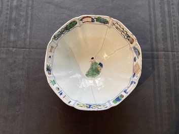 Un bol en porcelaine de Chine famille verte, marque de Chenghua, Kangxi