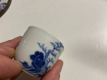 Vier stukken Chinees 'Bleu de Hue' porselein voor de Vietnamese markt, 19e eeuw