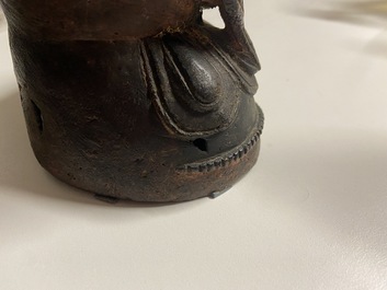 Une figure de Bouddha en bronze dor&eacute;, Chine, Ming