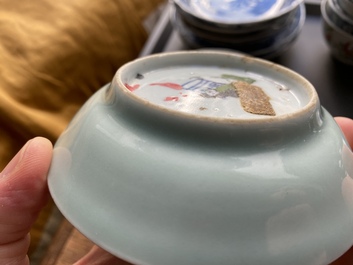 Une collection vari&eacute;e de tasses et soucoupes en porcelaine de Chine, 18/19&egrave;me