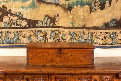 An engraved wooden coffer, Italy or Germany, 17/18th C.