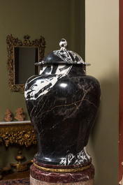 A pair of large black and white 'Grand Antique' marble vases and covers, probably Italy, 19/20th C.