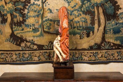 Importante Vierge de Piti&eacute; en ch&ecirc;ne sculpt&eacute; et polychrom&eacute;, Flandres, probablement Brabant, 15&egrave;me