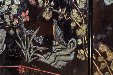 A Chinese lacquered four-part folding screen with a narrative 'palace' scene, 19/20th C.