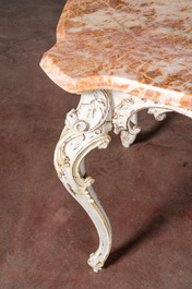 Console de style Louis XV en noyer patin&eacute; et plateau en marbre, 19&egrave;me