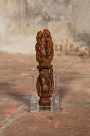 A finely carved boxwood two-piece handle depicting the Descent from the cross, 18/19th C.