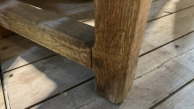 A long low oak wooden table, 17/18th C.