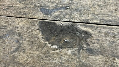 A long low oak wooden table, 17/18th C.