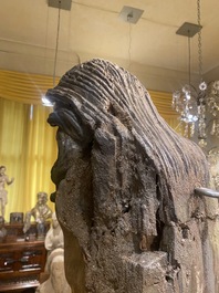 Grand Christ en bois sculpt&eacute; et polychrom&eacute;, Italie, 16&egrave;me