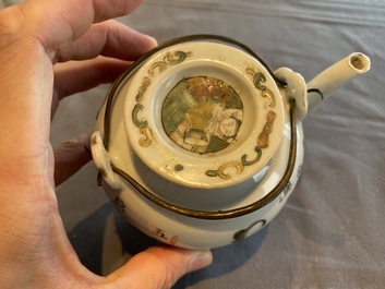 Two Chinese famille rose vases and a 'Wu Shuang Pu' teapot, 19/20th C.