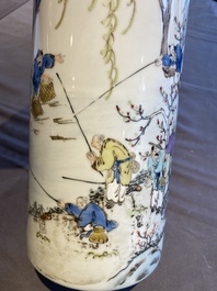 Een paar Chinese qianjiang cai hoedensteunen, Jiangxi Porcelain Company merk, 20e eeuw