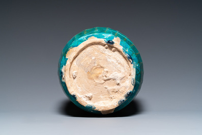 Albarello en turquoise monochrome en c&eacute;ramique de Kashan, la Perse, 13&egrave;me