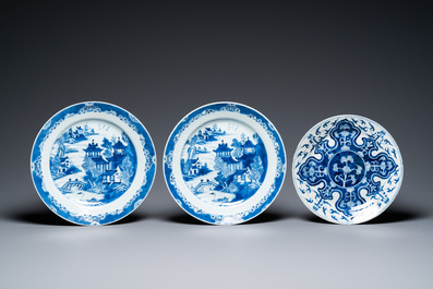 Six various Chinese blue and white, celadon and famille rose porcelain wares, 19/20th C.