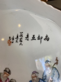 Plateau en porcelaine de Chine famille rose et porte-chapeau en qianjiang cai, 19/20&egrave;me