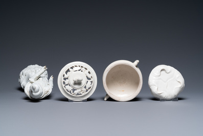 Br&ucirc;le-parfum et figure de Guanyin en porcelaine blanc de Chine de Dehua, 18/19&egrave;me