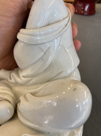 Een Chinese Dehua blanc de Chine figuur van Damo, zegelmerk, Qing