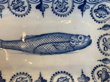 A rectangular Dutch Delft blue and white herring dish, 18th C.