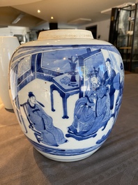 Een Chinese blauw-witte pot met verhalend decor, Kangxi