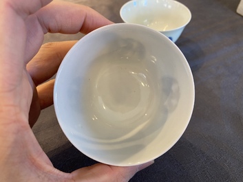 Paire de bols en porcelaine de Chine en bleu et blanc &agrave; d&eacute;cor de ph&eacute;nix, marque de Daoguang, 19/20&egrave;me