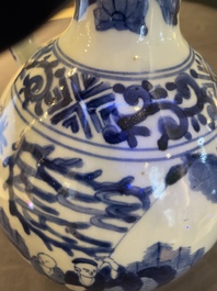 Verseuse en porcelaine de Japon en bleu et blanc, Edo, 17&egrave;me