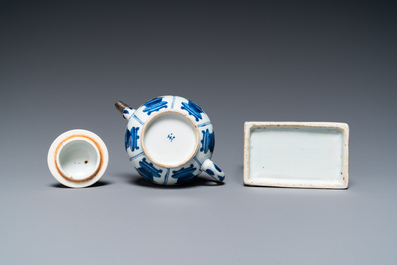 14 Chinese blue and white tea wares, Kangxi and later