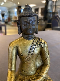 Bouddha en bronze dor&eacute;, Sino-Tibet, 18&egrave;me