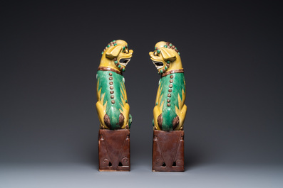 A pair of large Chinese sancai-glazed Buddhist lions, 19th C.