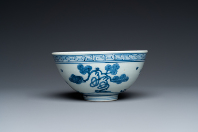 Bol en porcelaine de Chine en bleu et blanc, marque de Chang Ming Fu Gui 長命富貴, Jiajing
