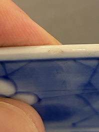 Bol de type klapmuts en porcelaine de Chine en bleu et blanc, marque et &eacute;poque de Kangxi