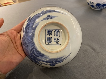 Een Chinese blauw-witte 'Bleu de Hue' kom voor de Vietnamese markt, Thường t&acirc;m lạc sự 賞心樂事 merk, 19e eeuw