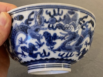 Een Chinese blauw-witte 'Bleu de Hue' kom voor de Vietnamese markt, Gi&aacute;p T&iacute; merk, ca. 1804