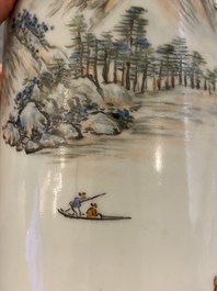Porte-chapeau en porcelaine de Chine qianjiang cai, sign&eacute; Wang You Tang 汪友棠 et dat&eacute; 1903
