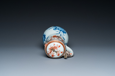Verseuse couverte, bol &agrave; anse en argent et deux sauci&egrave;res en porcelaine de Chine, Kangxi/Qianlong
