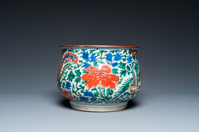 A Chinese wucai 'phoenixes' censer, Transitional period