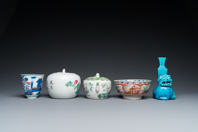 Collection vari&eacute;e en porcelaine de Chine famille rose et monochrome, 18/20&egrave;me