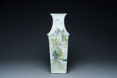 A square Chinese qianjiang cai vase, signed You Wanchun 游萬春, 19/20th C.