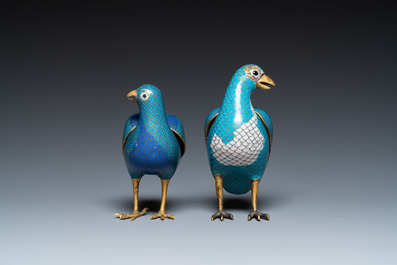 Twee Chinese cloisonn&eacute; dekseldoosjes in de vorm van kwartels, Qing