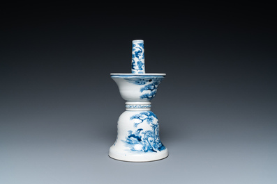 A Chinese blue and white 'Bleu de Hue' candlestick for the Vietnamese market, 18/19th C.