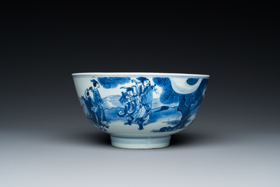 Een Chinese blauw-witte 'onsterfelijken' kom, Shen De Tang Bo Gu Zhi 慎德堂博古製 merk, Kangxi