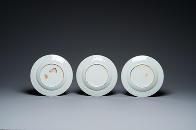 Treize assiettes en porcelaine de Chine de style Imari, Qianlong