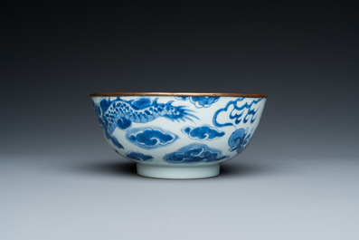 Een Chinese blauw-witte 'Bleu de Hue' kom voor de Vietnamese markt, Gia Lạc  嘉樂 merk, ca. 1820-40