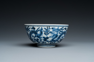 A Chinese blue and white 'Bleu de Hue' bowl for the Vietnamese market, Gi&aacute;p T&iacute;  甲子 mark, ca. 1804