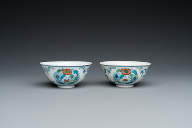 A pair of Chinese doucai bowls, Yi Pin Tang Zhi 一品堂製 mark, Guangxu
