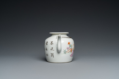 A Chinese famille rose plaque and a qianjiang cai teapot, 19/20th C.