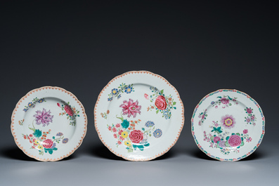 Three Chinese famille rose dishes and two plates with floral design, Qianlong