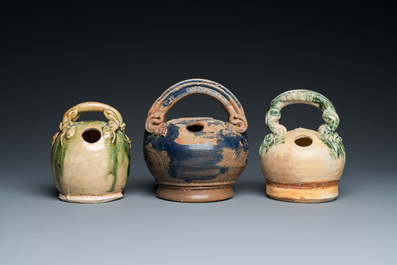 Three Vietnamese Bat Trang glazed pottery lime pots, L&ecirc;, 15/17th C.